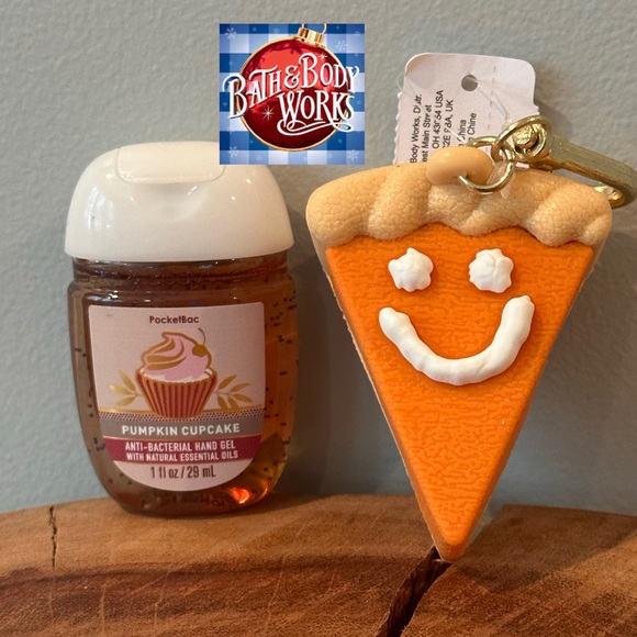 Bath & Body Works Accessories - B&BW Pumpkin Pie Slice PocketBac Holder